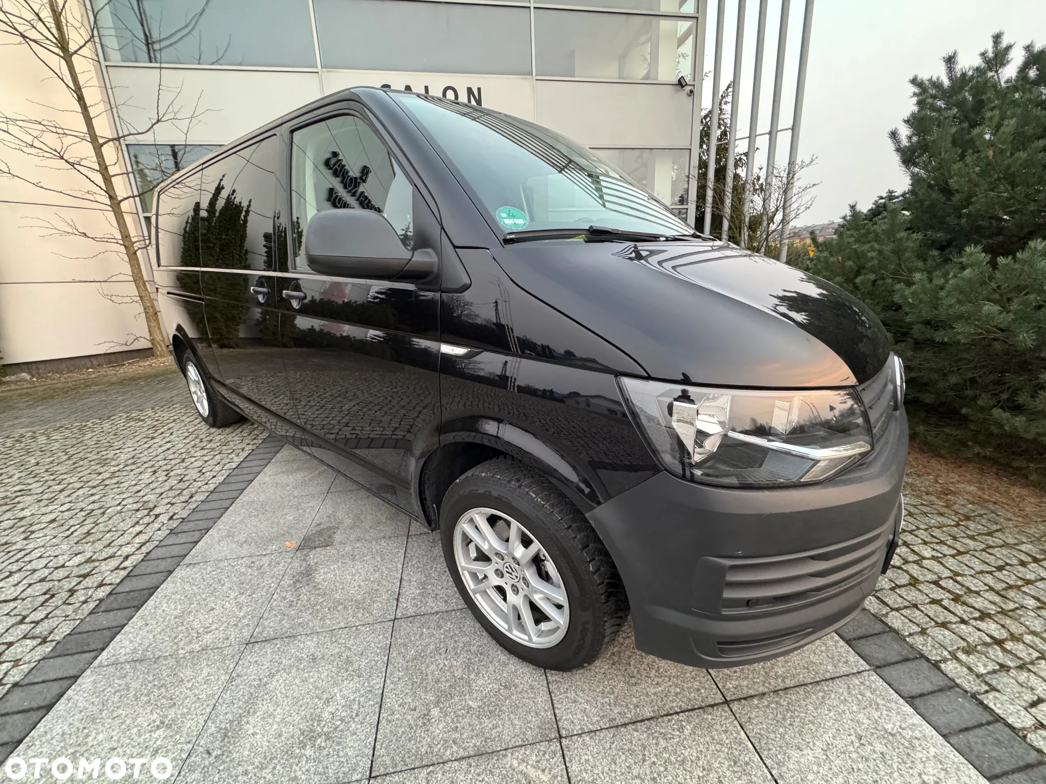 Volkswagen Transporter Caravelle T6.1 Lang Comfortline - 29