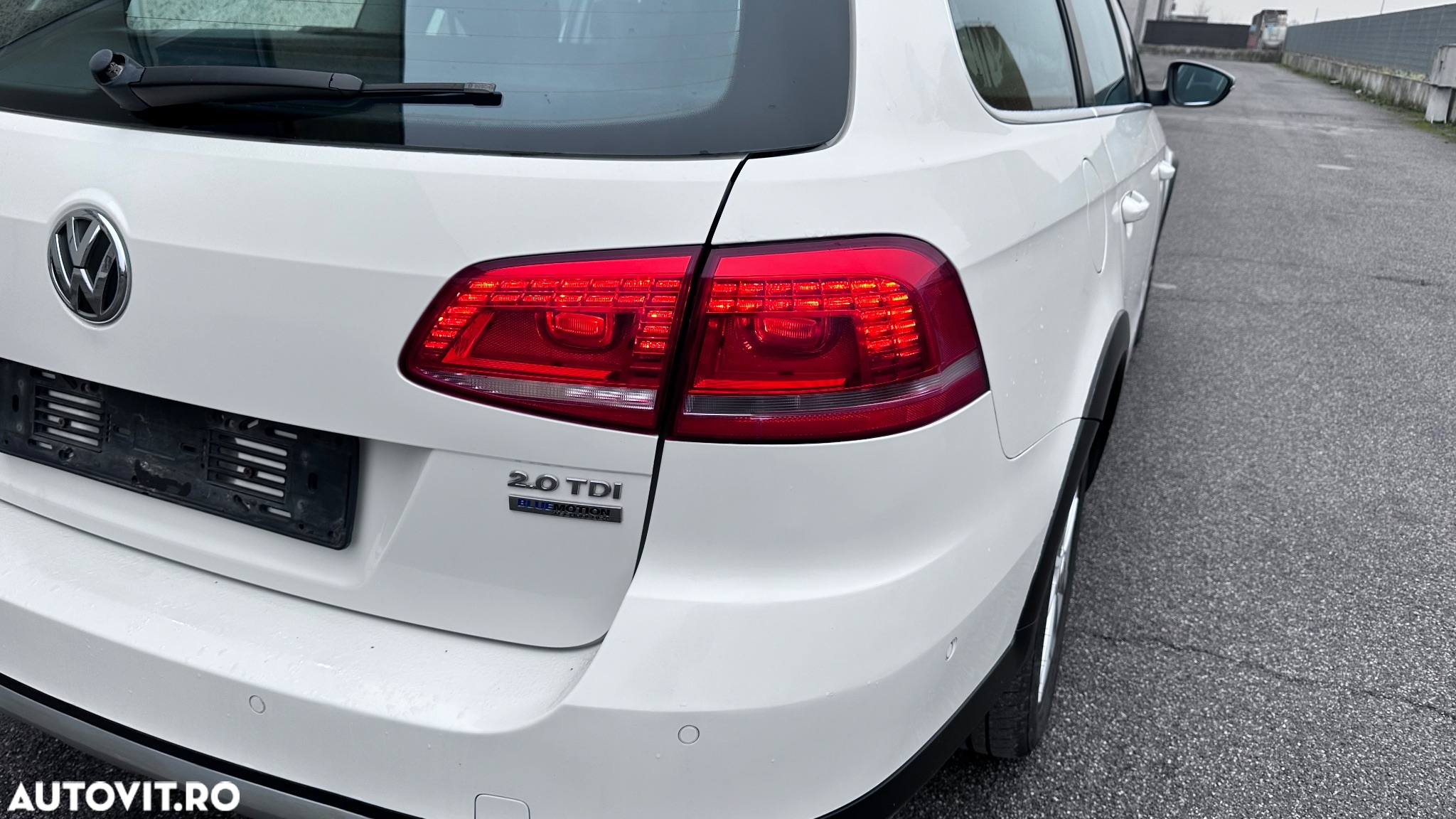 Volkswagen Passat Alltrack 2.0 TDI BlueMotion Technology - 14