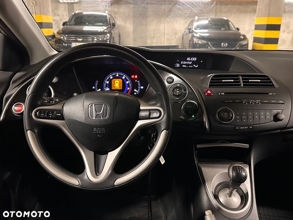 Honda Civic 1.8 Comfort - 8
