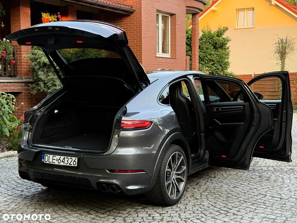 Porsche Cayenne S - 37