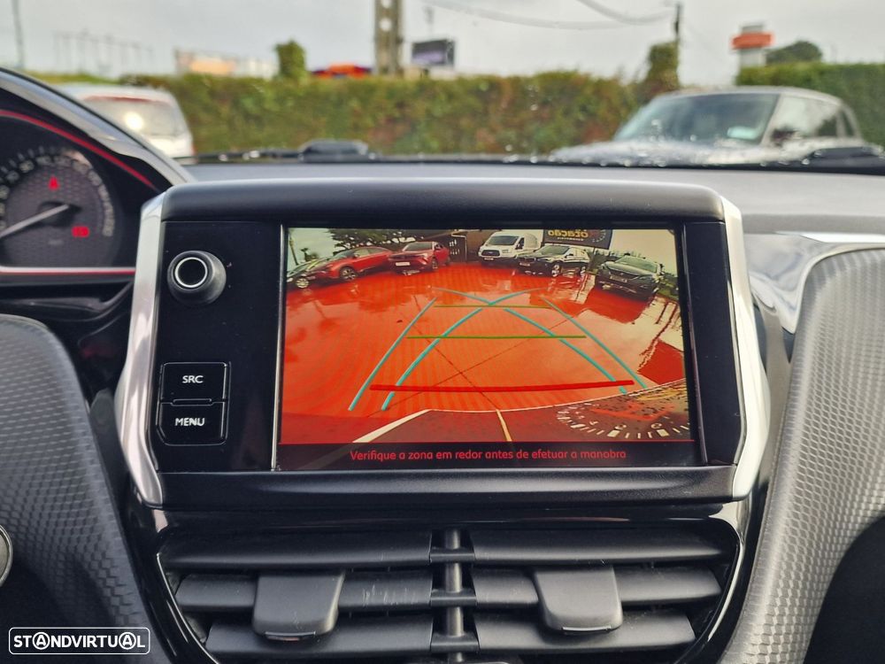 Peugeot 2008 1.2 PureTech GT Line - 35