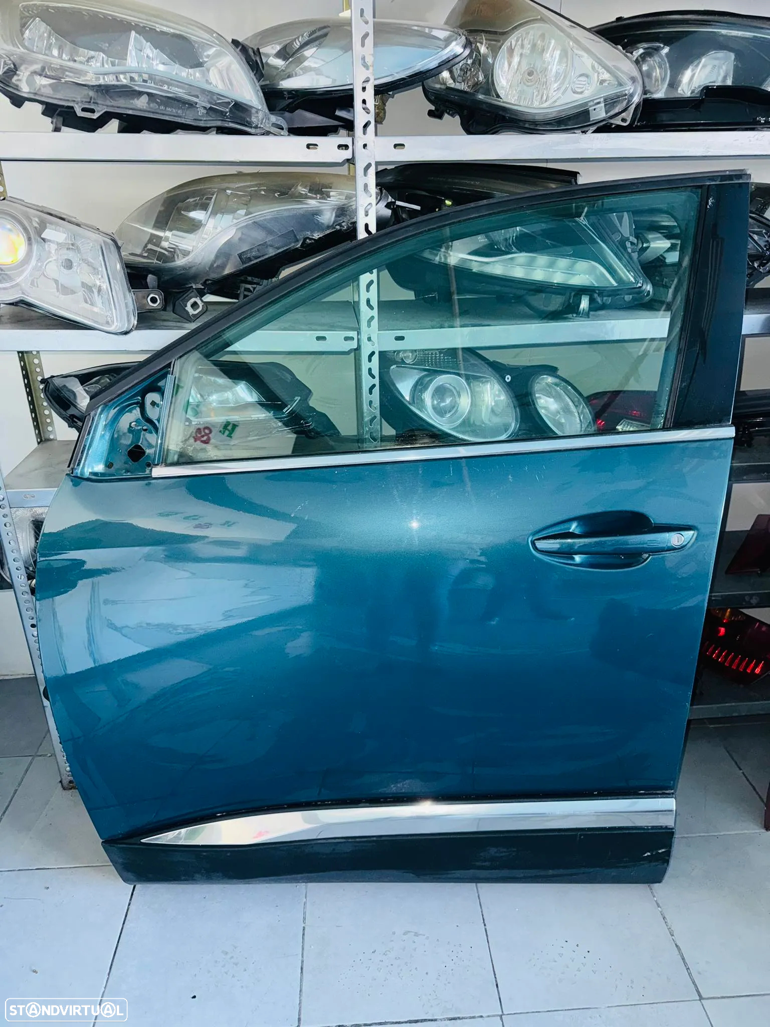 Porta Frente Esquerda Peugeot 5008 / Peugeot 3008 - 2016 / 2025 - 2