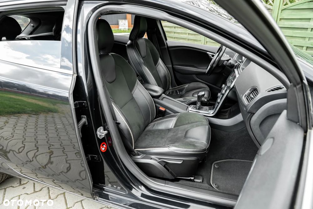 Volvo V40 D4 Drive-E Kinetic - 24