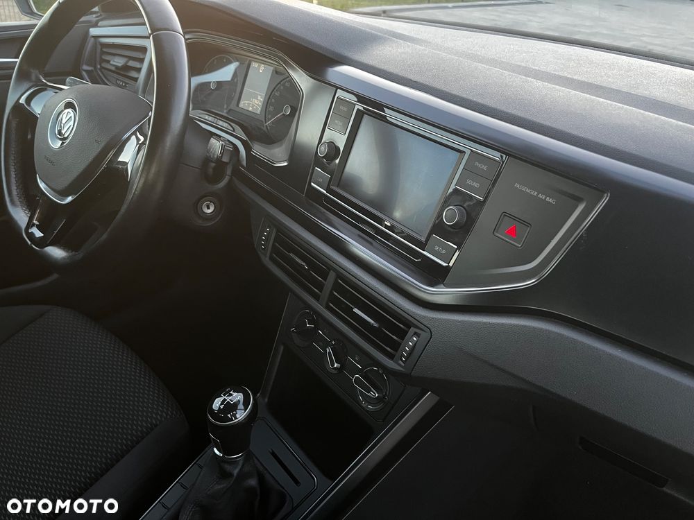 Volkswagen Polo - 23