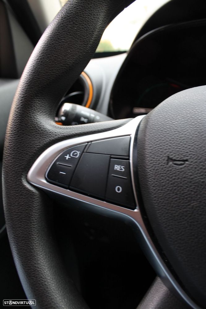 Dacia Spring Comfort Plus - 11