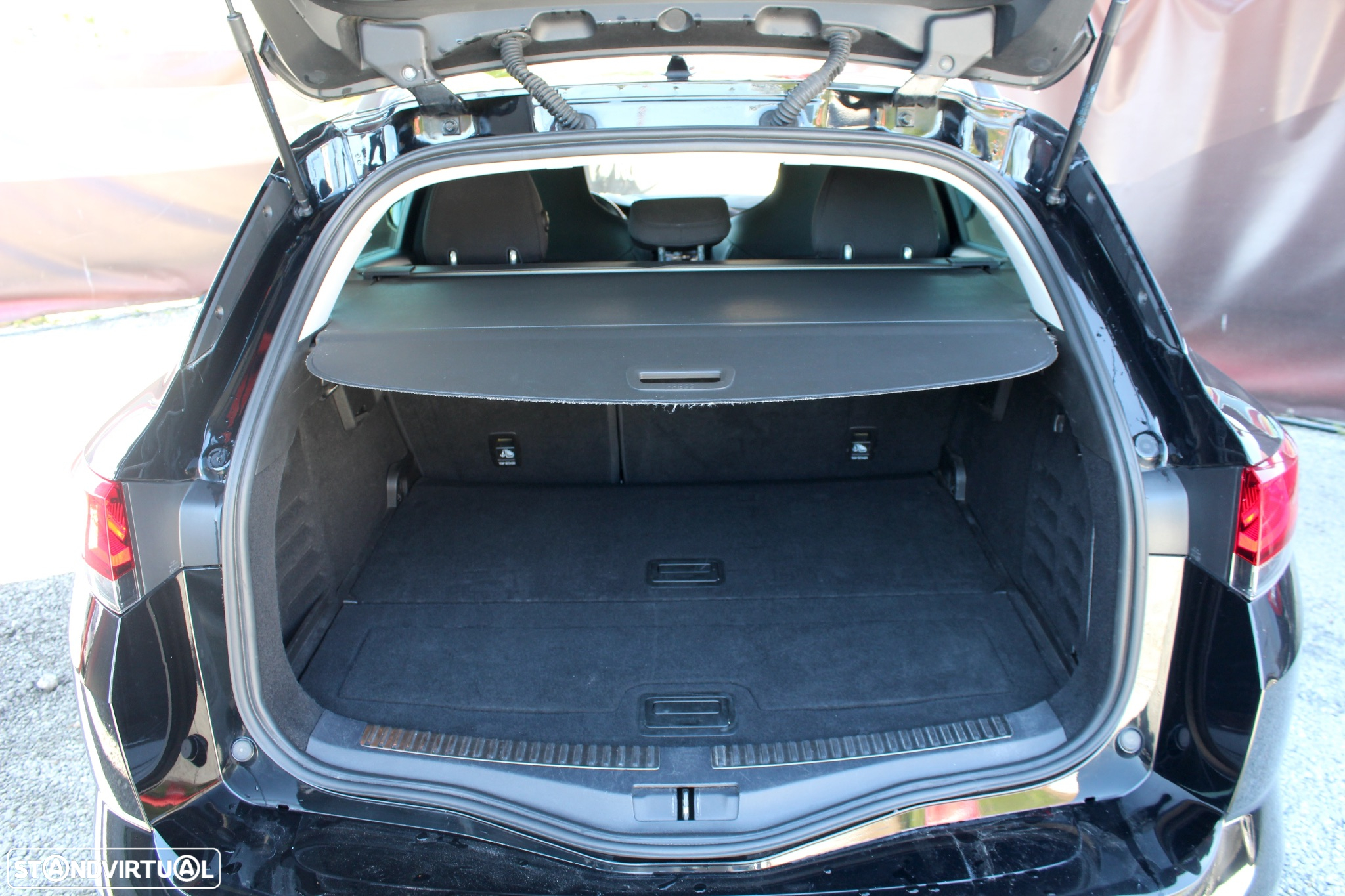 Renault Mégane Sport Tourer 1.5 Blue dCi R.S. Line - 5