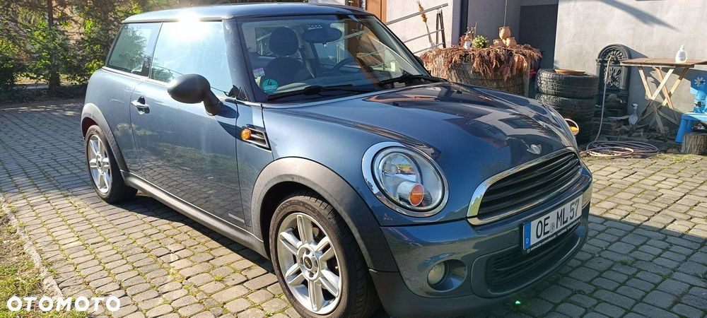 MINI ONE - 4