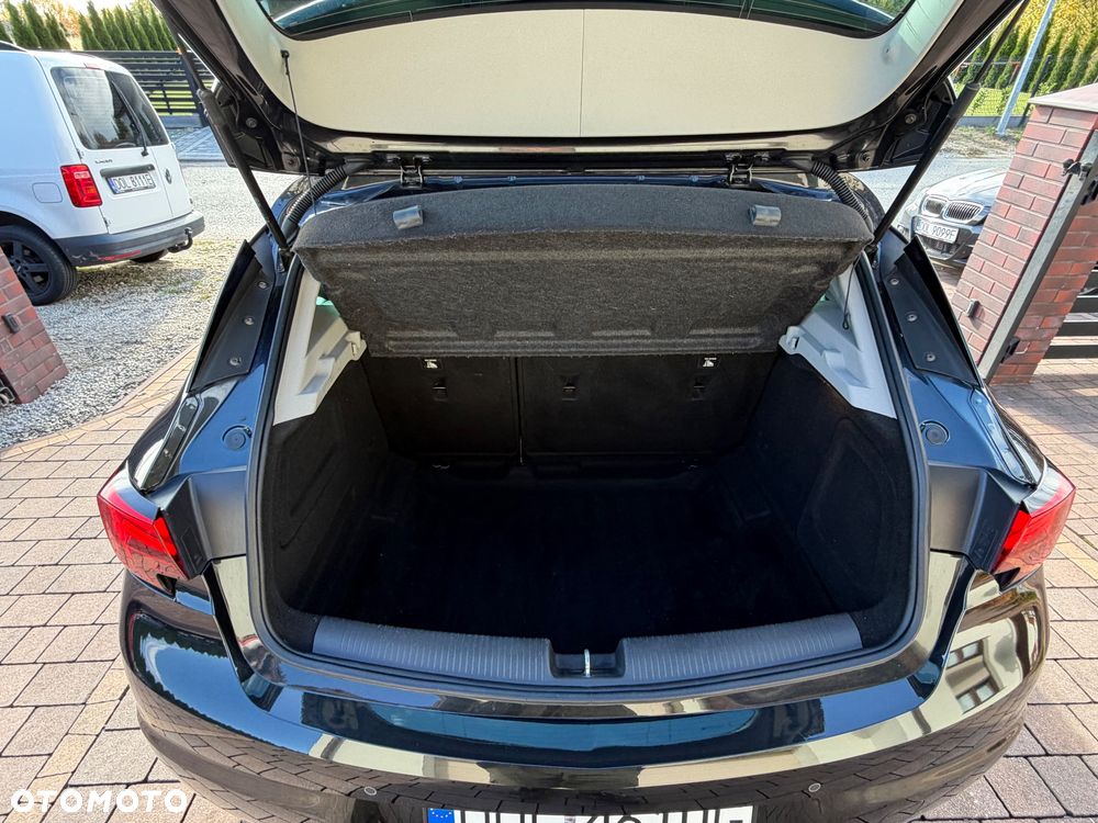 Opel Astra 1.4 Turbo Innovation - 24