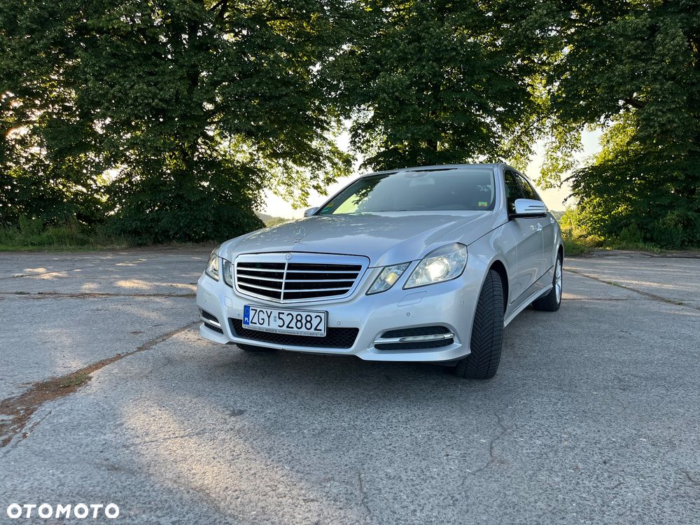 Mercedes-Benz Klasa E 220 CDI BlueEff Avantgarde - 3