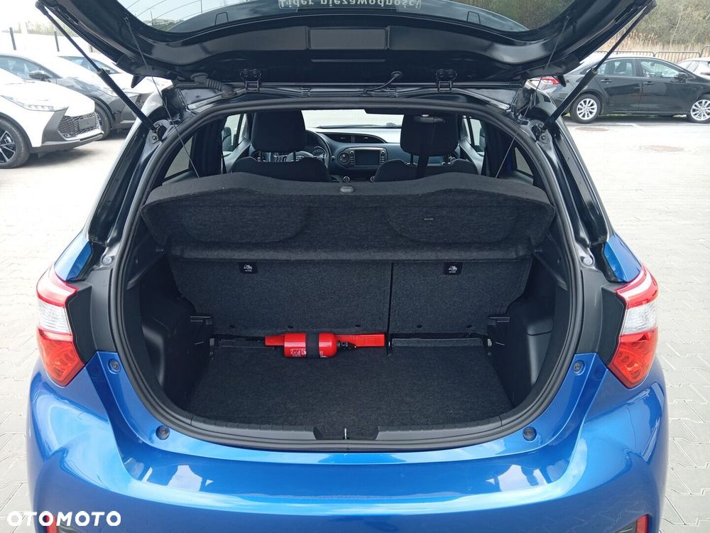 Toyota Yaris - 12