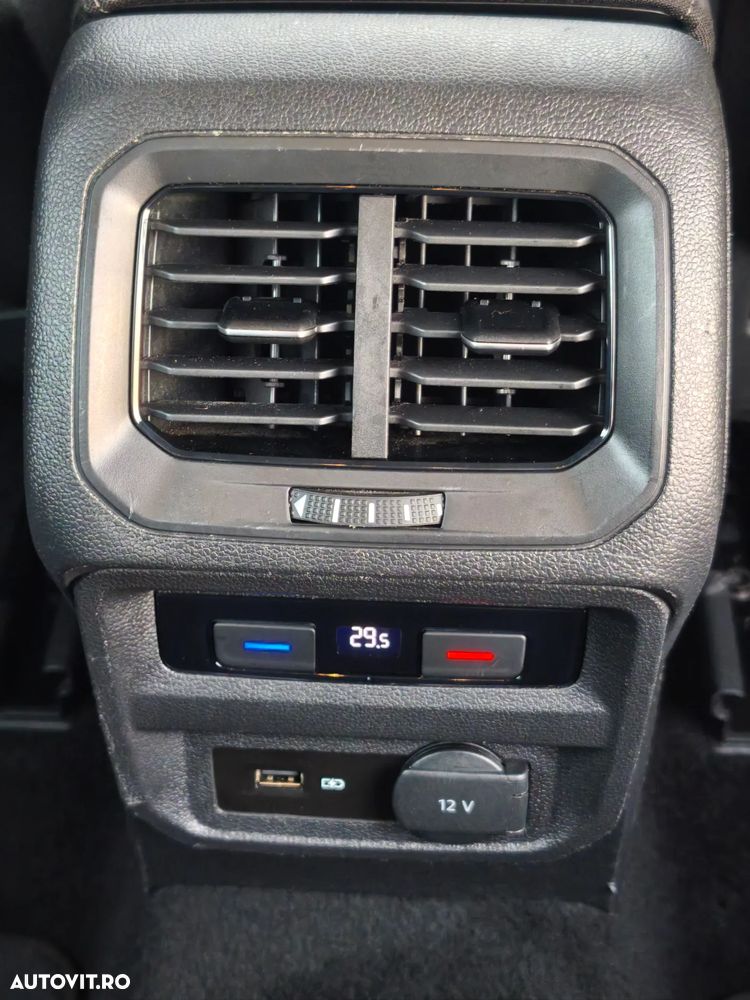 Volkswagen Tiguan 2.0 TDI SCR 4MOTION (BlueMotion Techn.) DSG Comfortline - 20