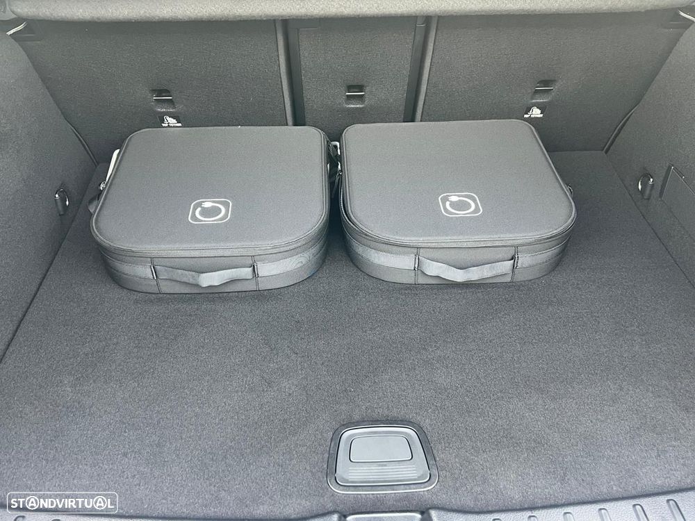 Mercedes-Benz EQA 250+ AMG Line - 17