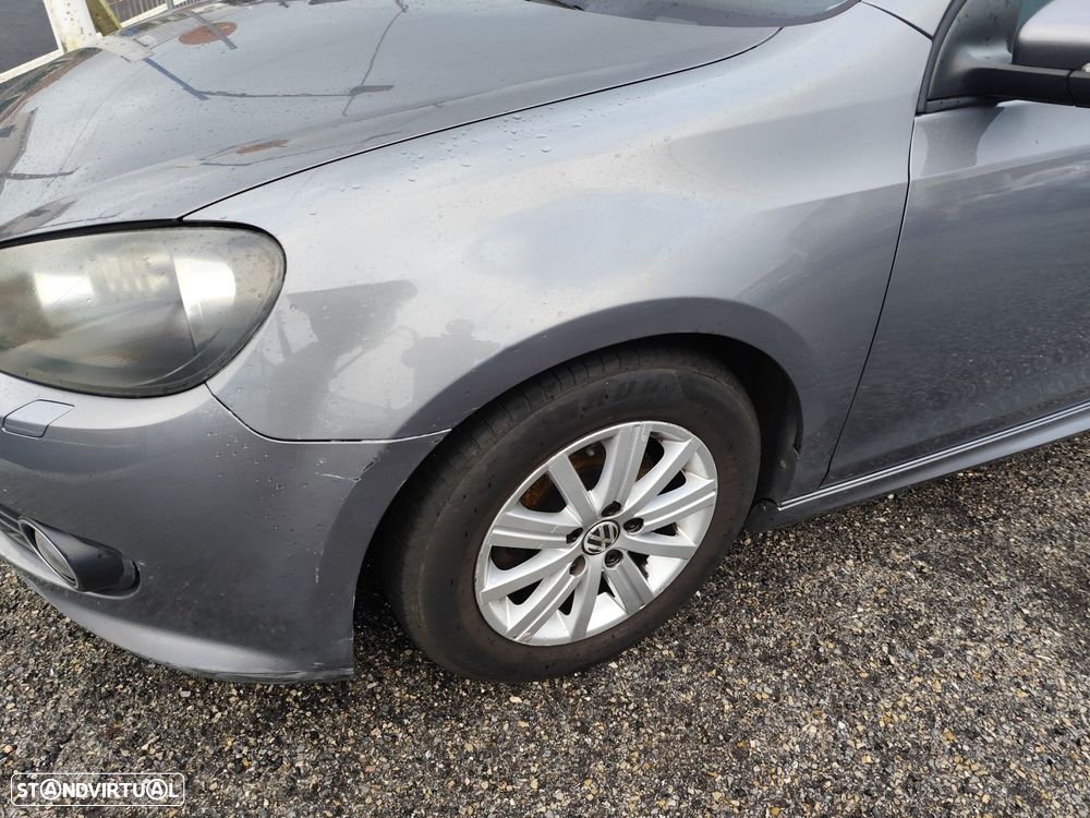 VW Golf 1.6 TDi Trendline BlueMotion - 5