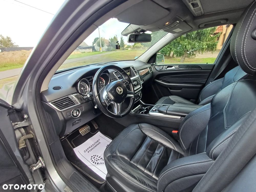 Mercedes-Benz ML - 14