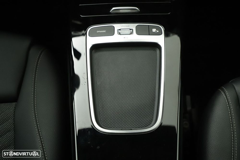 Mercedes-Benz A 250 e - 15