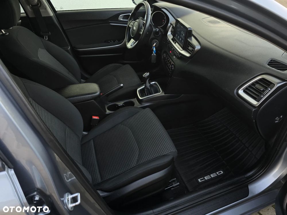 Kia Ceed 1.4 Vision - 16