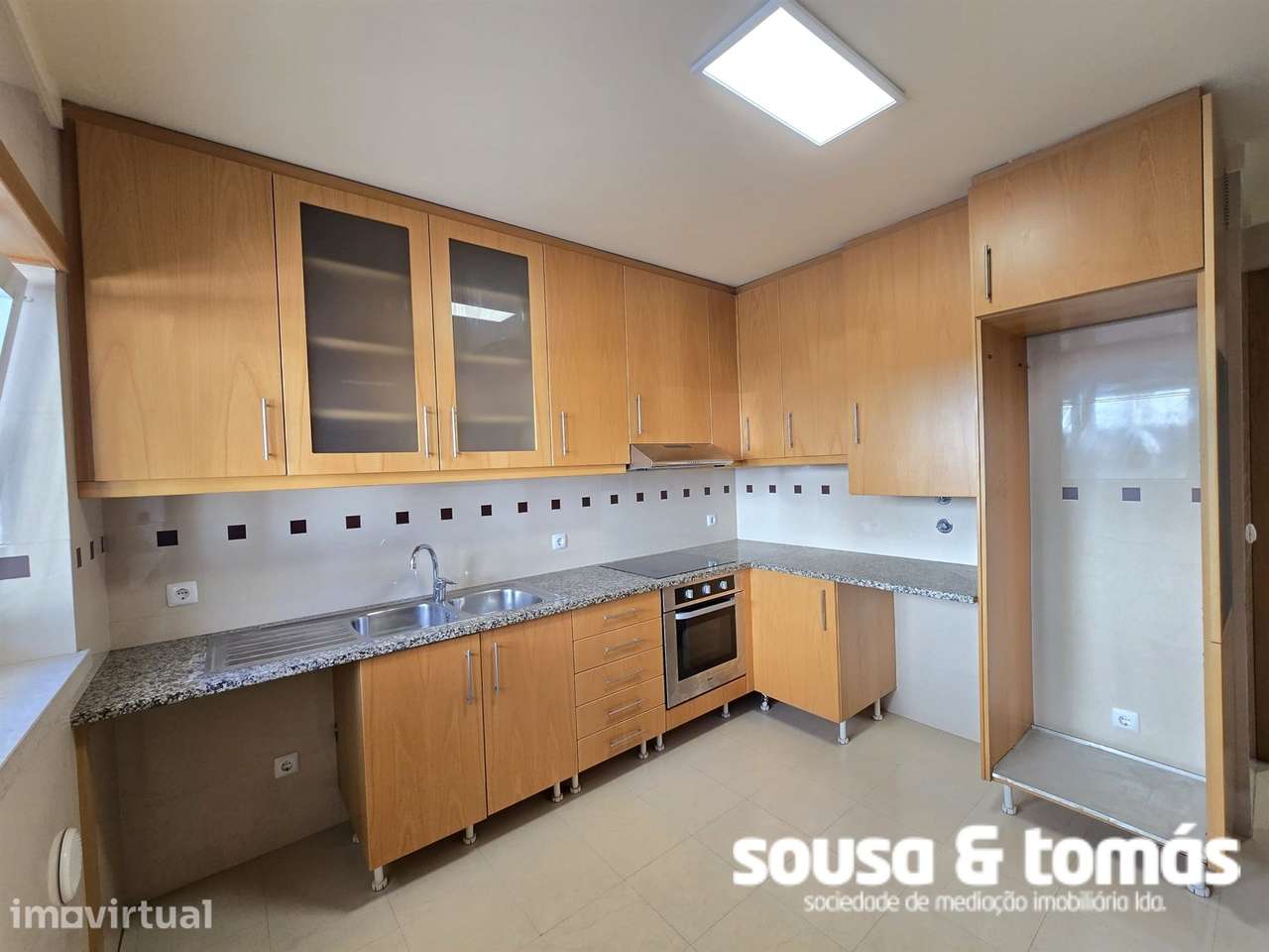 Apartamento T2 - Arrendamento - Grande imagem: 4/26