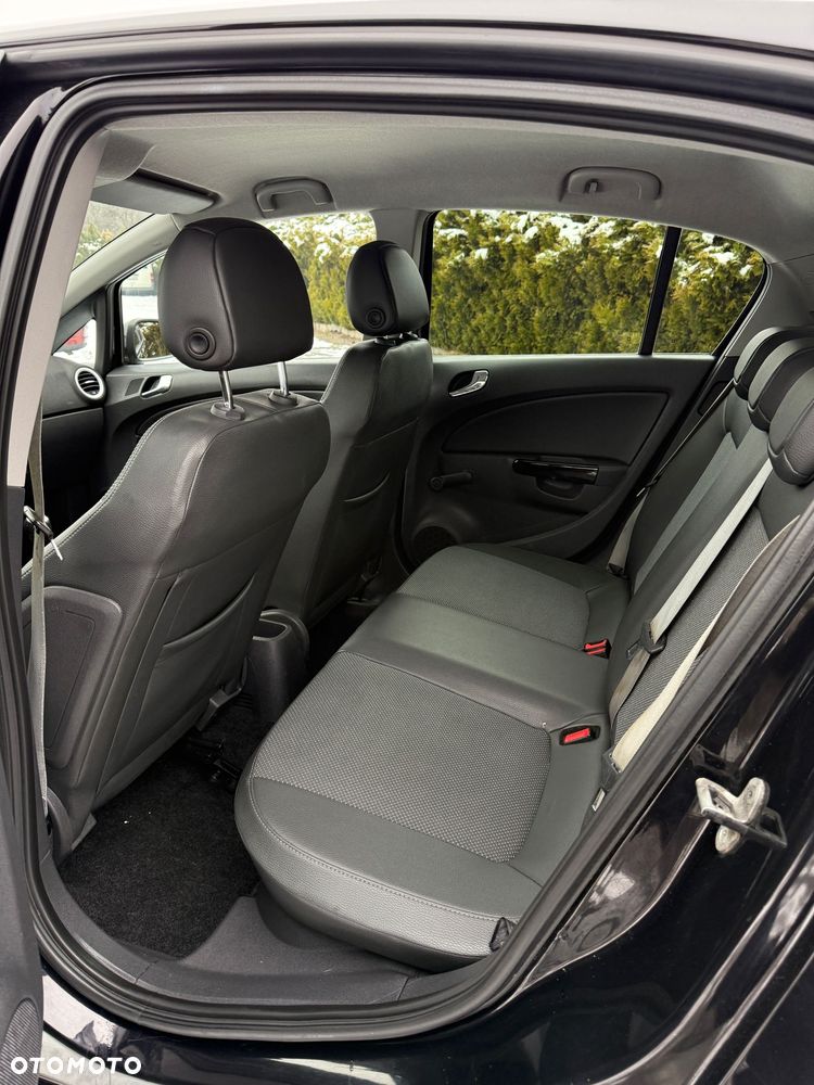 Opel Corsa 1.4 16V Innovation - 35
