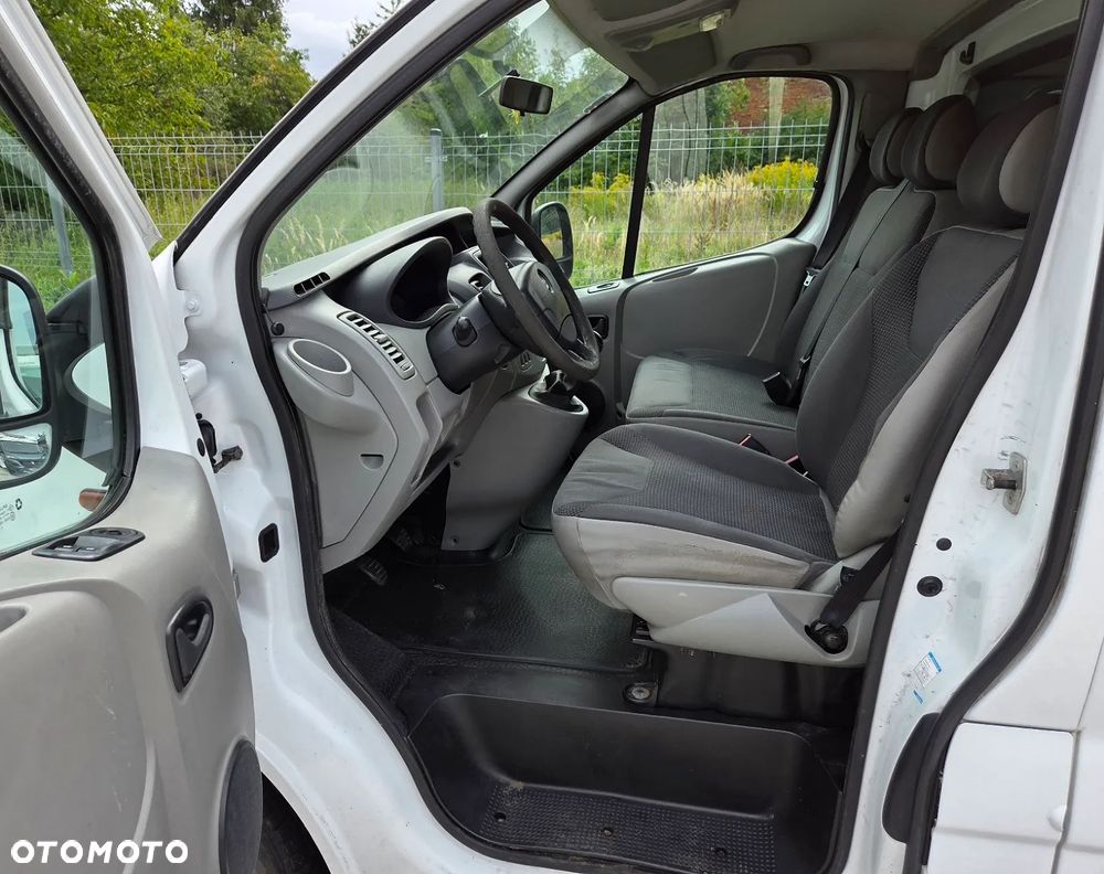 Opel VIVARO - 13