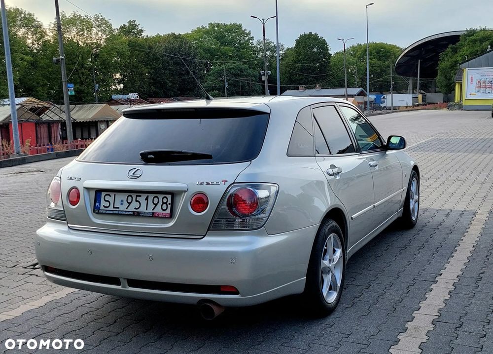 Lexus IS 200 SC Classic - 6