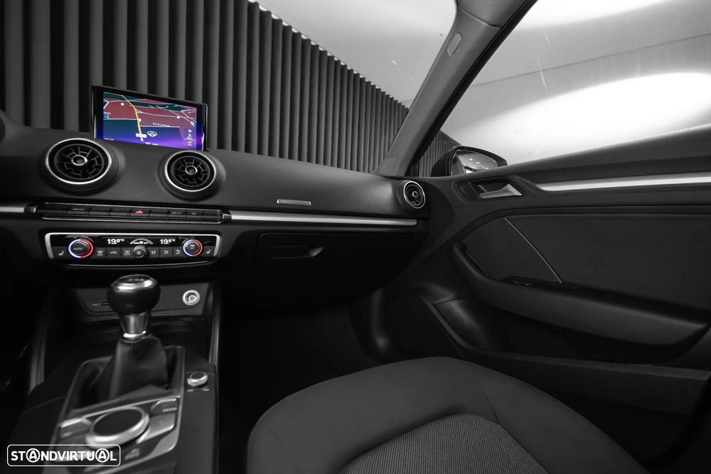 Audi A3 Sportback 1.6 TDI Sport - 13
