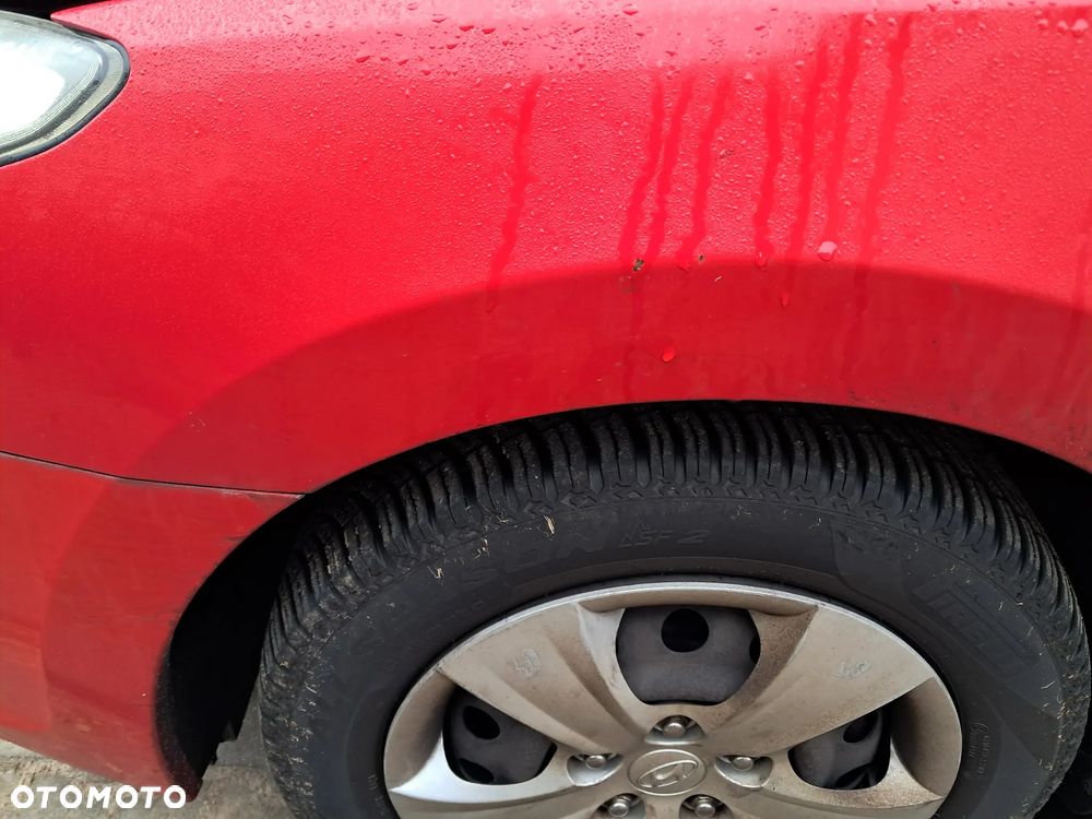 Hyundai i30 1.4 Base + - 13