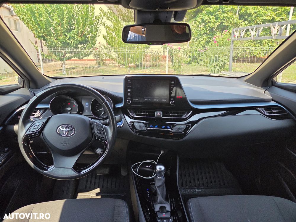 Toyota C-HR 1.8 HSD 4x2 CVT C-ult - 9