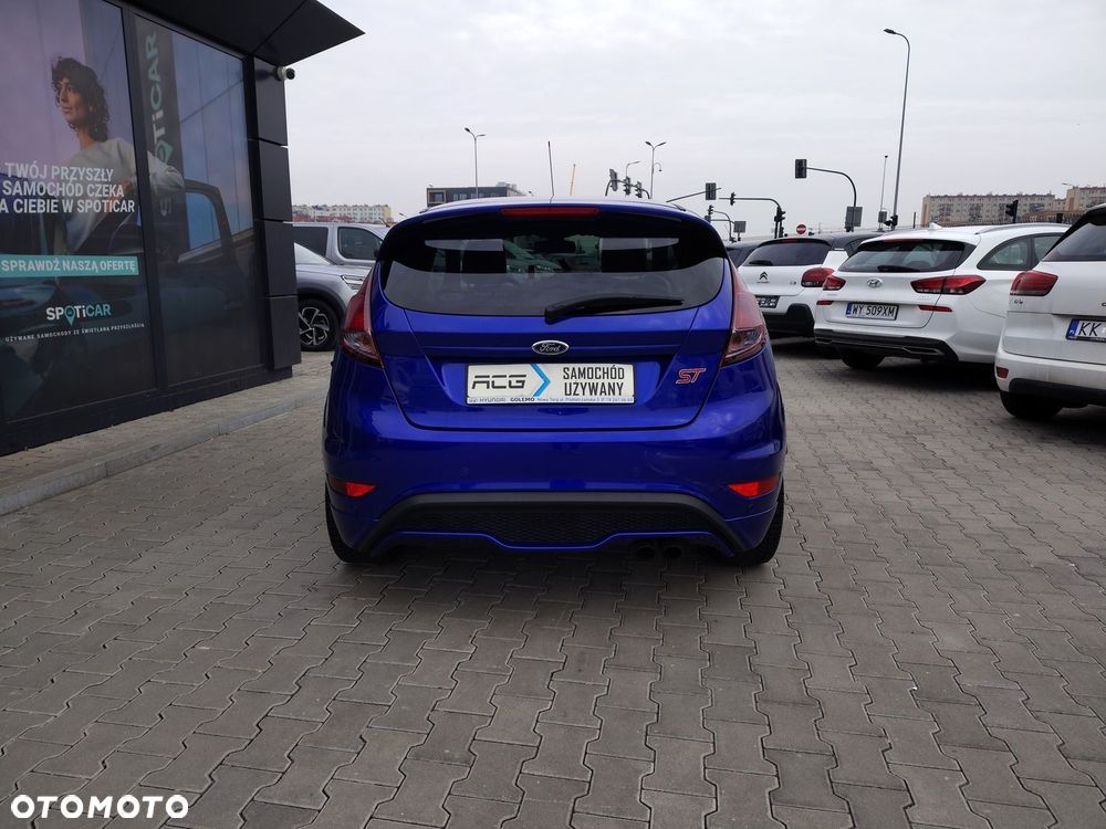 Ford Fiesta ST - 6