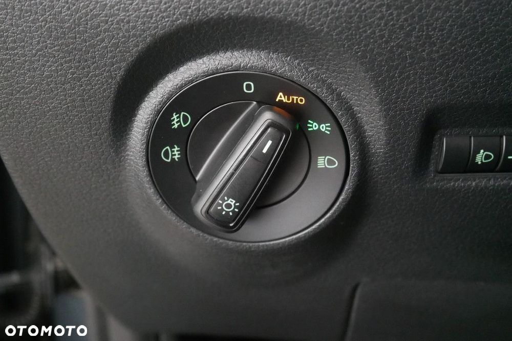 Skoda Fabia 1.0 TSI Ambition - 19