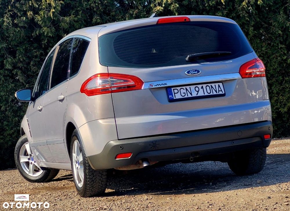 Ford S-Max - 22