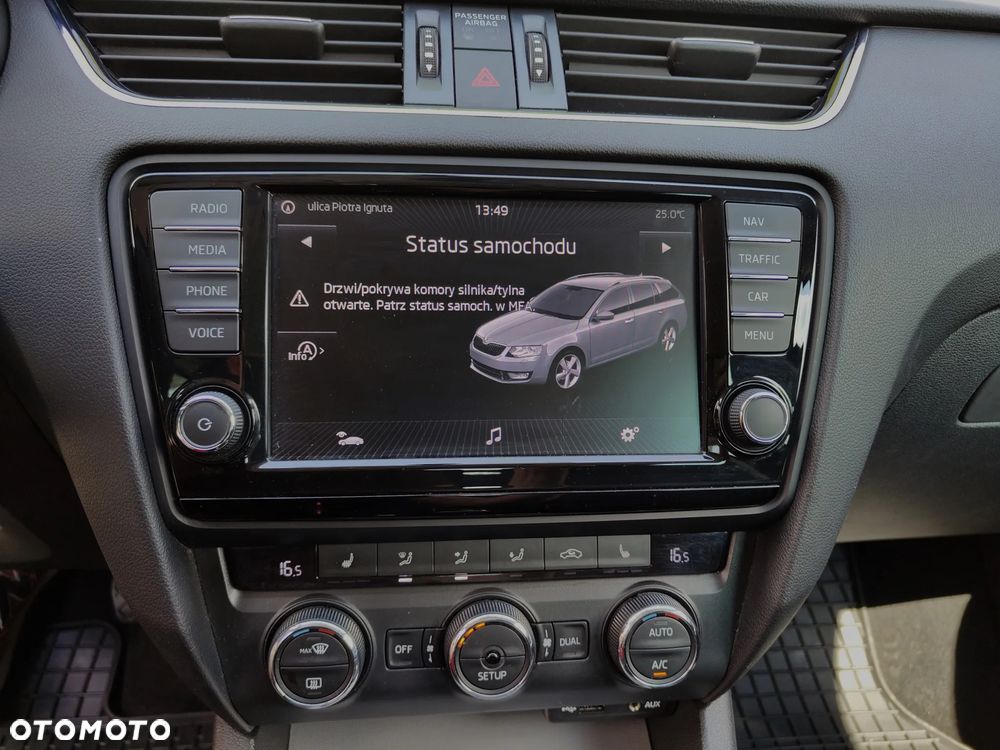 Skoda Octavia 2.0 TDI Premium Edition - 28