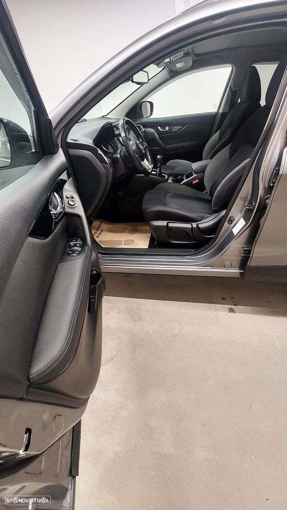 Nissan Qashqai 1.5 dCi N-Connecta - 20
