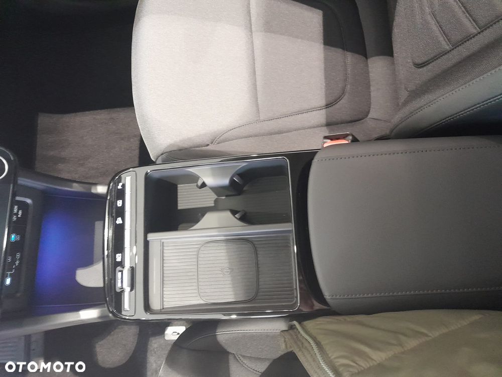 Hyundai Tucson 1.6 T-GDi HEV Executive 2WD - 27