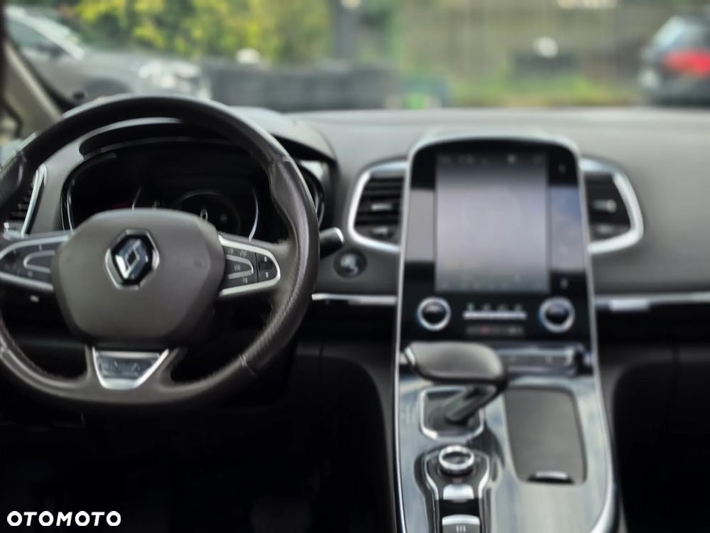Renault Espace 1.6 dCi Energy Initiale Paris EDC 7os - 30