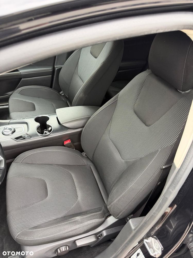 Ford Mondeo 2.0 TDCi STart-Stopp PowerShift-Aut Titanium - 12
