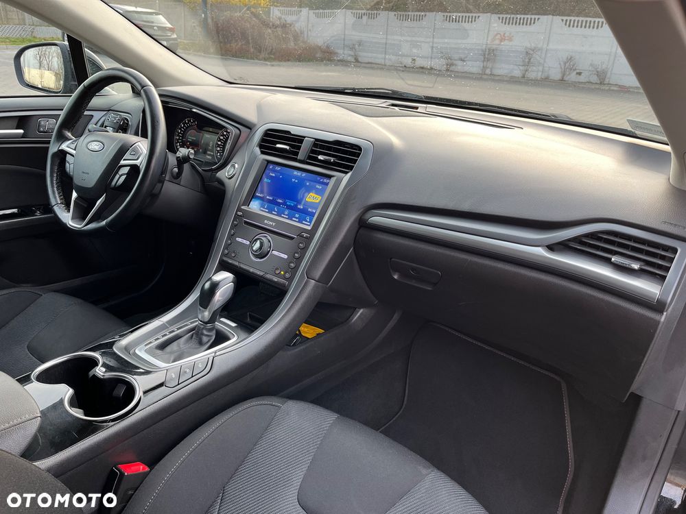 Ford Mondeo 2.0 TDCi Titanium PowerShift - 12
