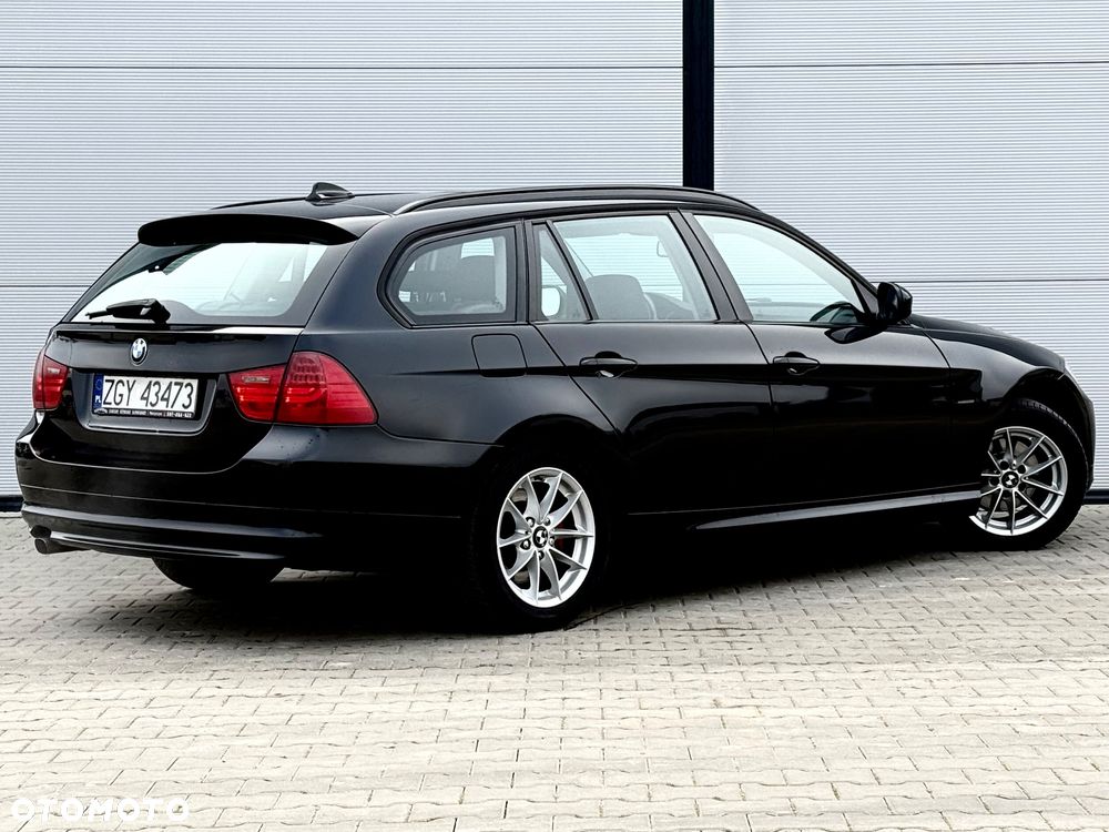 BMW Seria 3 318i - 19