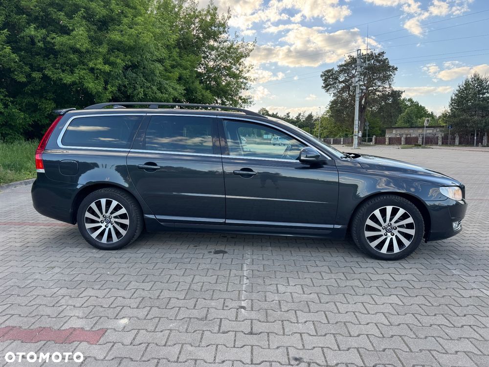 Volvo V70 D4 Momentum - 12