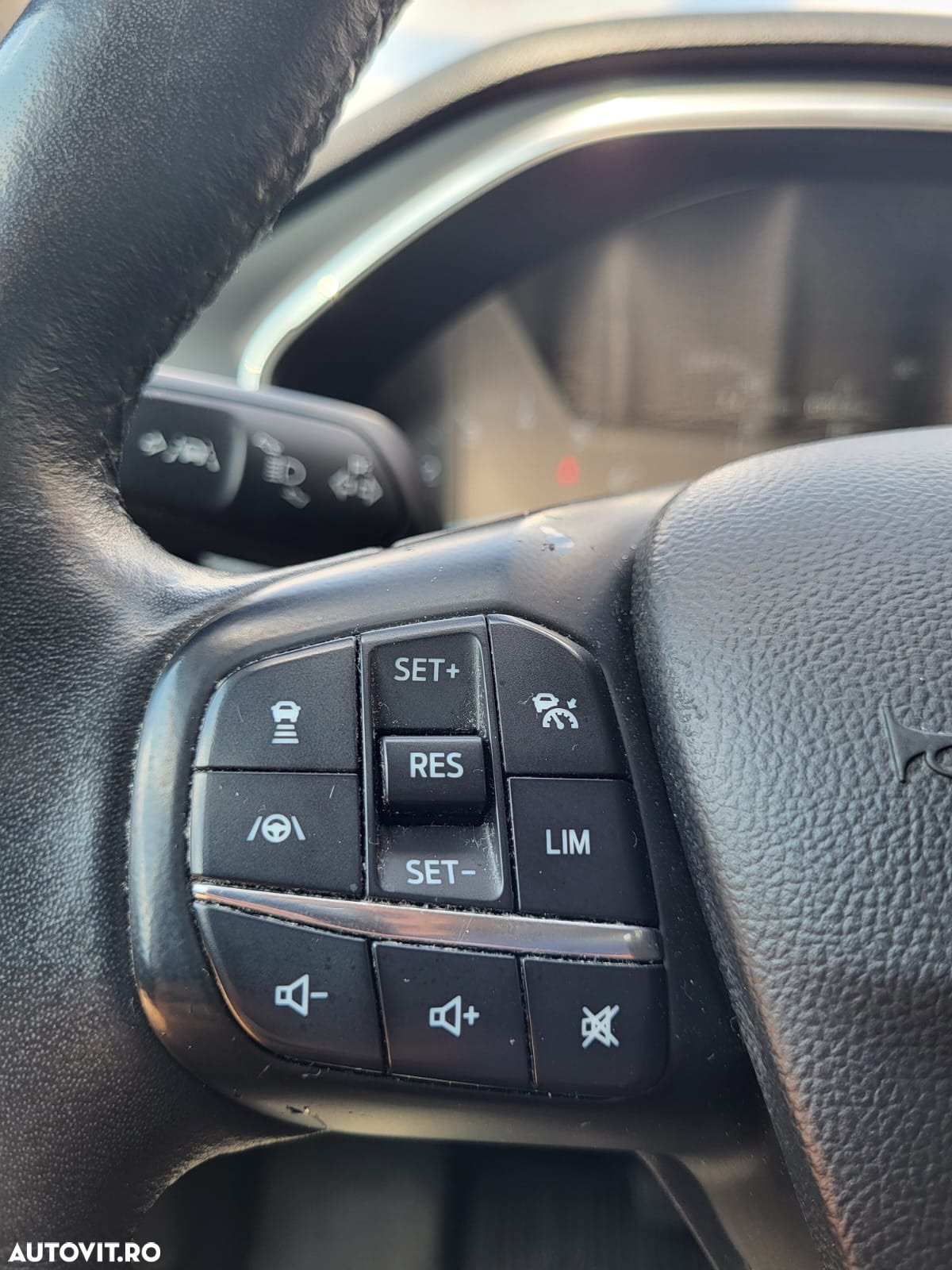 Ford Focus 1.0 EcoBoost MHEV Titanium - 20
