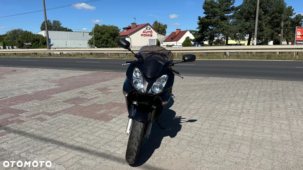 Honda VFR - 7