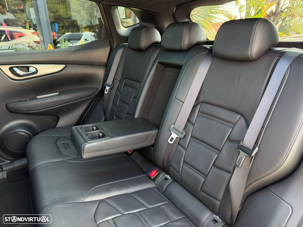 Nissan Qashqai 1.6 dCi Tekna Premium Pele Preta Xtronic - 23