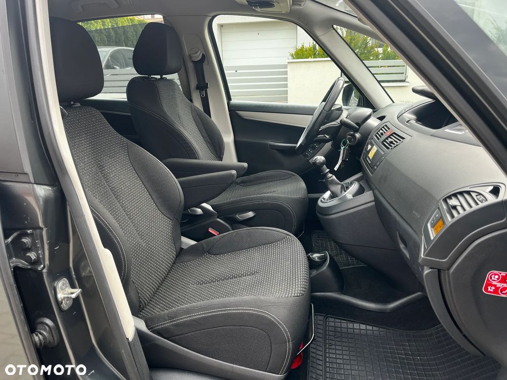 Citroën C4 Picasso 1.6 HDi Attraction - 17