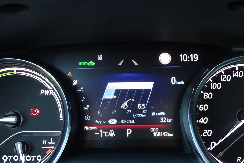 Toyota Camry 2.5 Hybrid Comfort CVT - 30