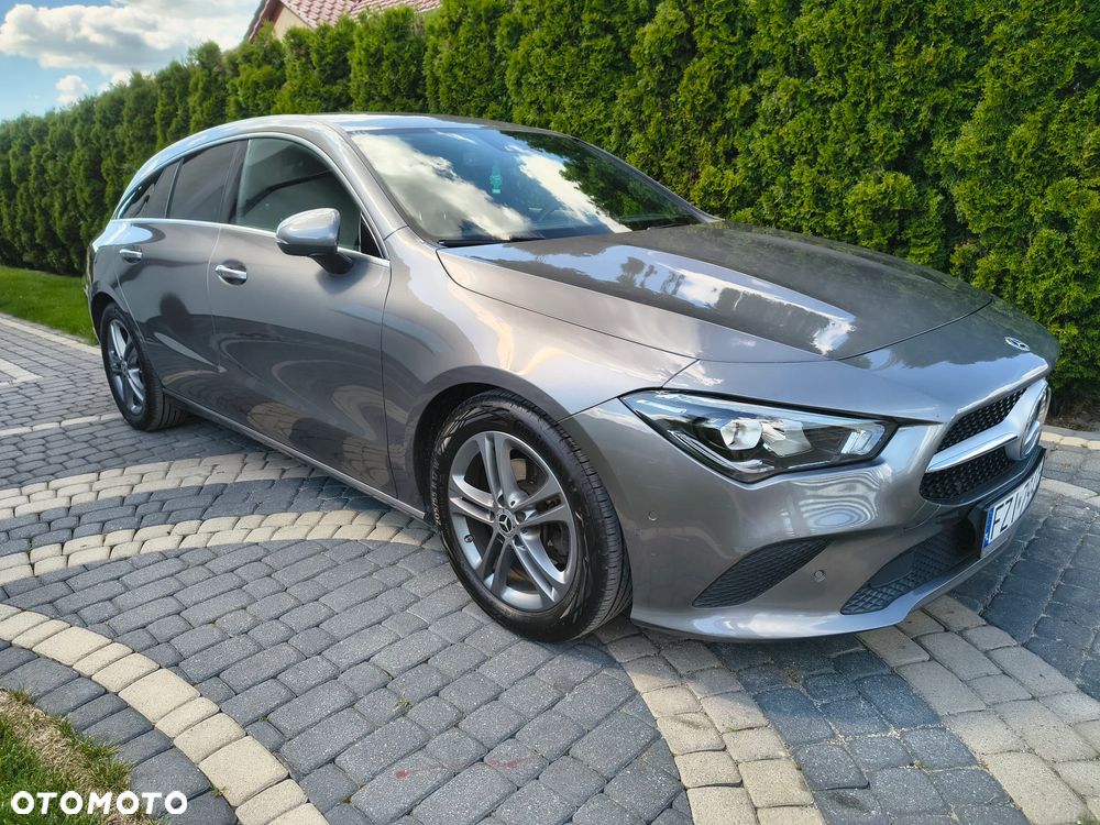 Mercedes-Benz CLA 180 7G-DCT - 2