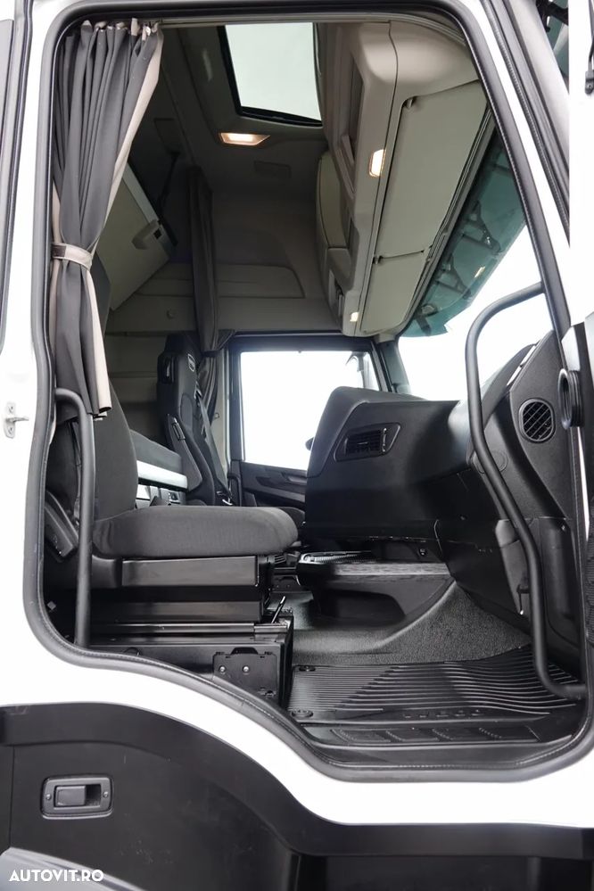 Iveco S-WAY / 510 / RETARDER / AER CONDIȚIONAT PARCARE / EURO 6 - 37