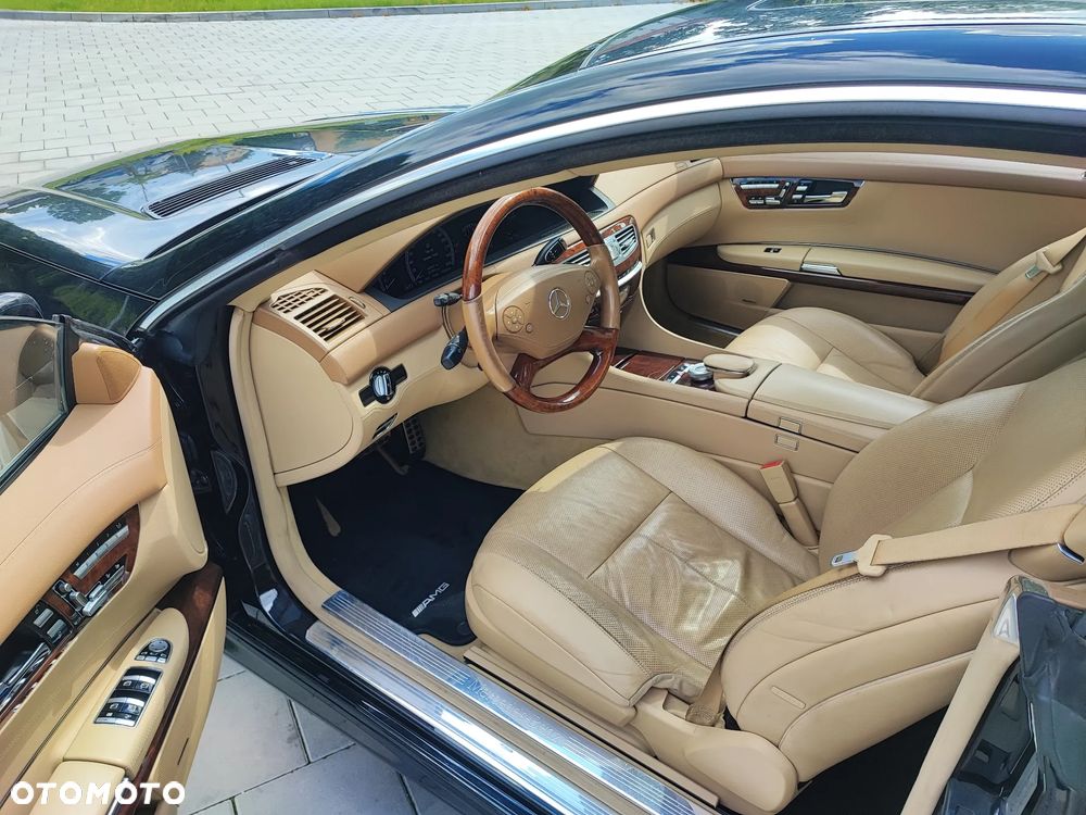 Mercedes-Benz CL 500 4-Matic BlueEff - 9