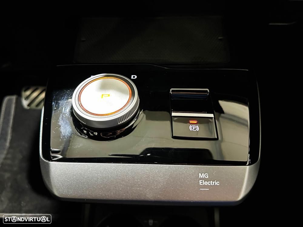 MG MG4 64 kWh XPower Luxury - 34