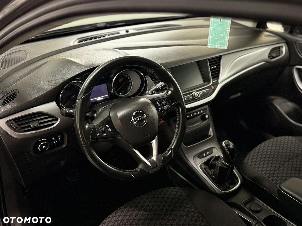 Opel Astra 1.4 T Enjoy - 10