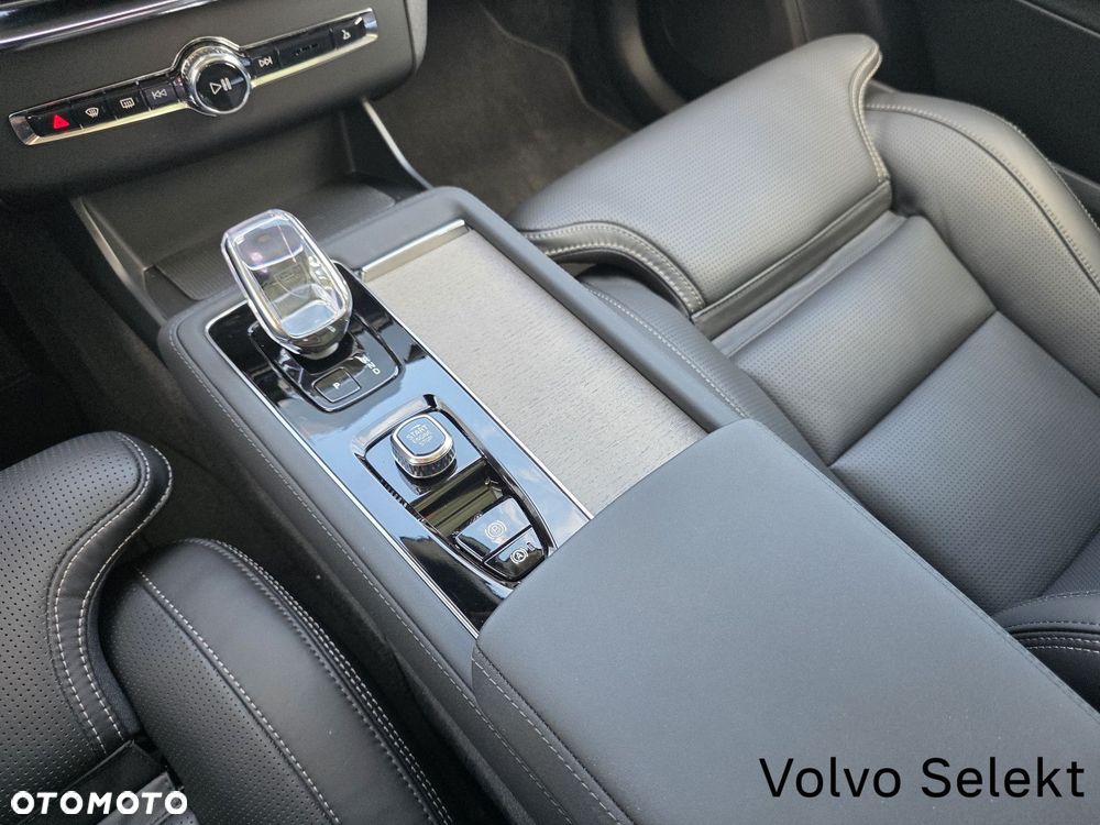 Volvo XC 90 - 33