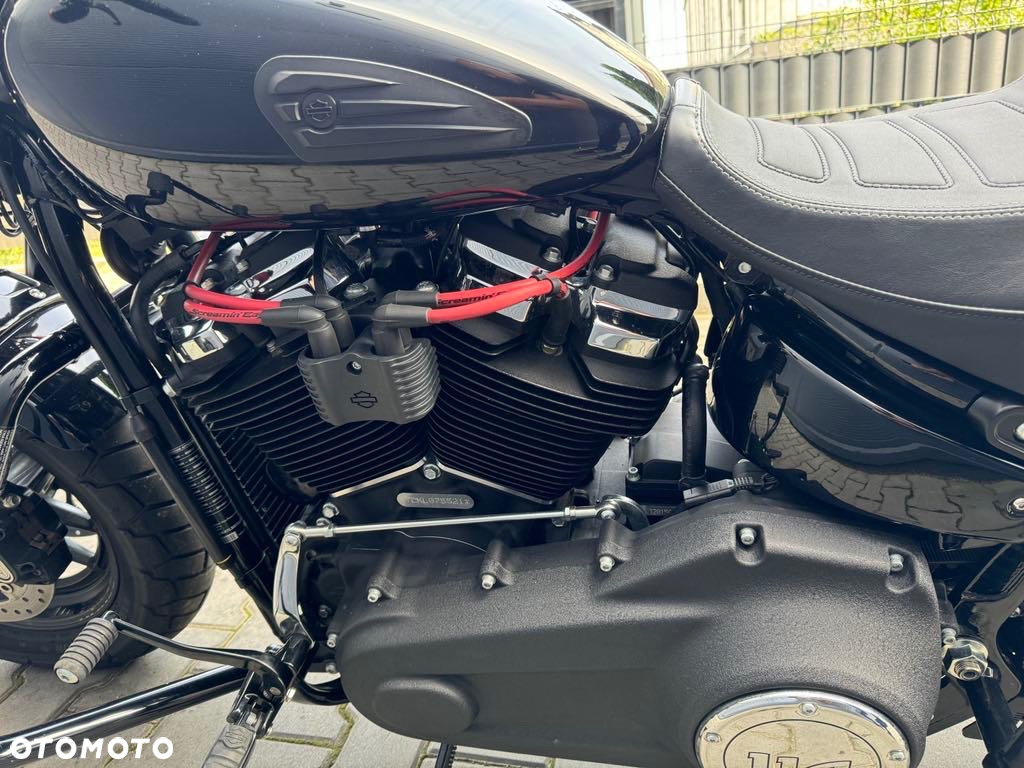 Harley-Davidson Softail Fat Bob - 10